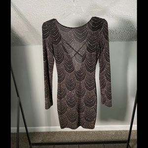 Sparkly long sleeved body-con dress🤍✨